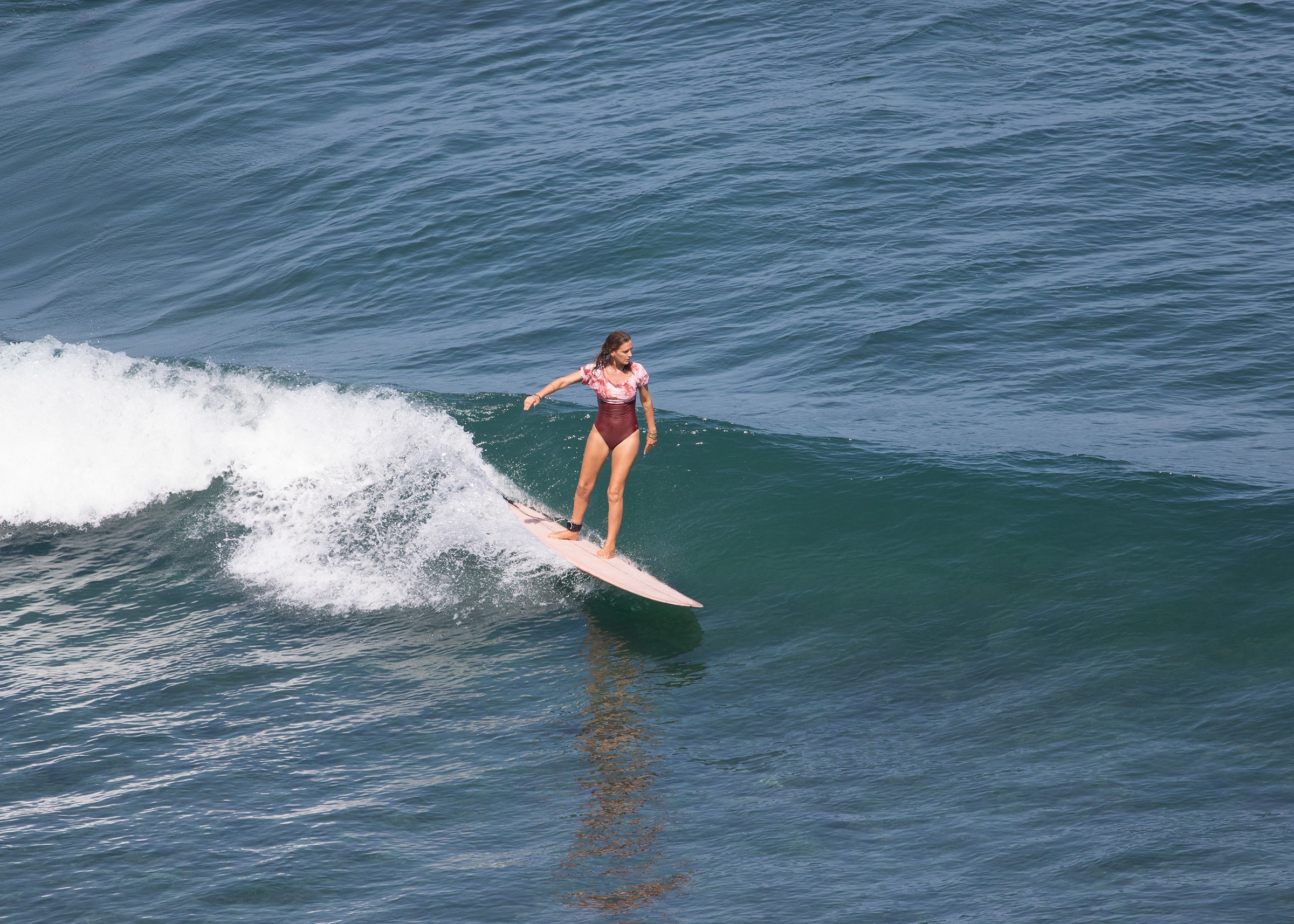 How to Surf / The Complete Beginner's Guide to Surfing