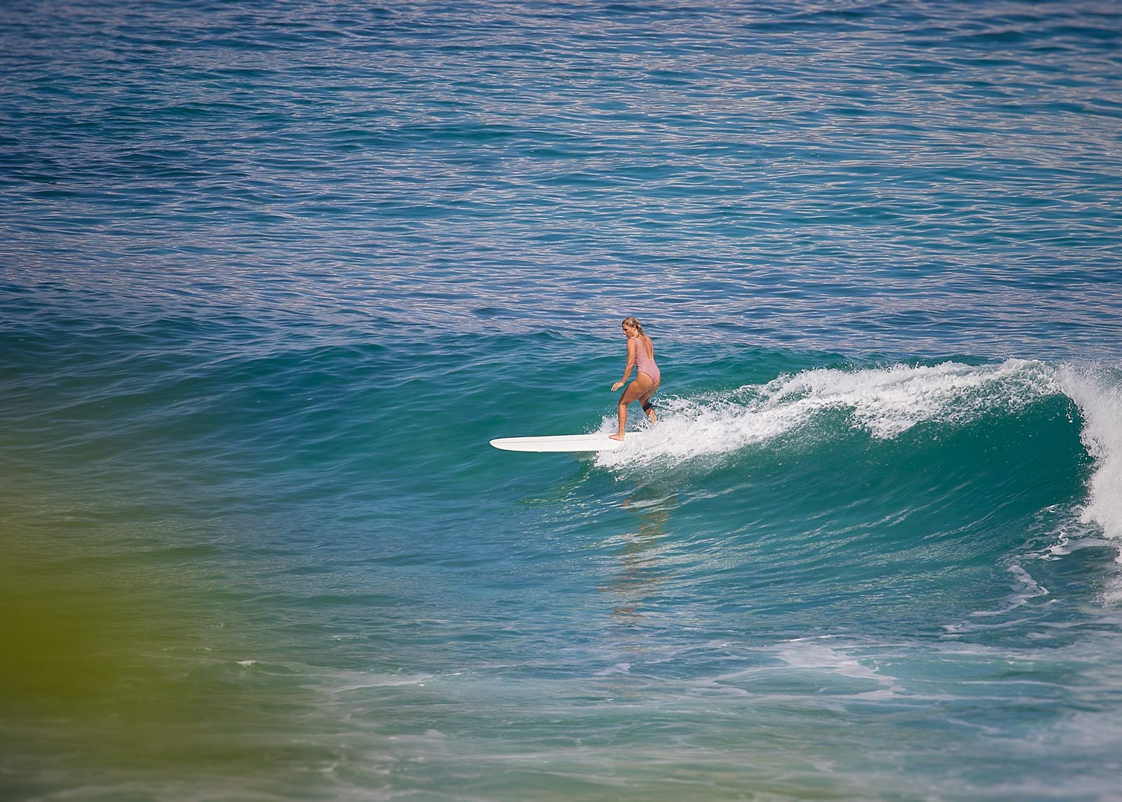 learn to surf in bali