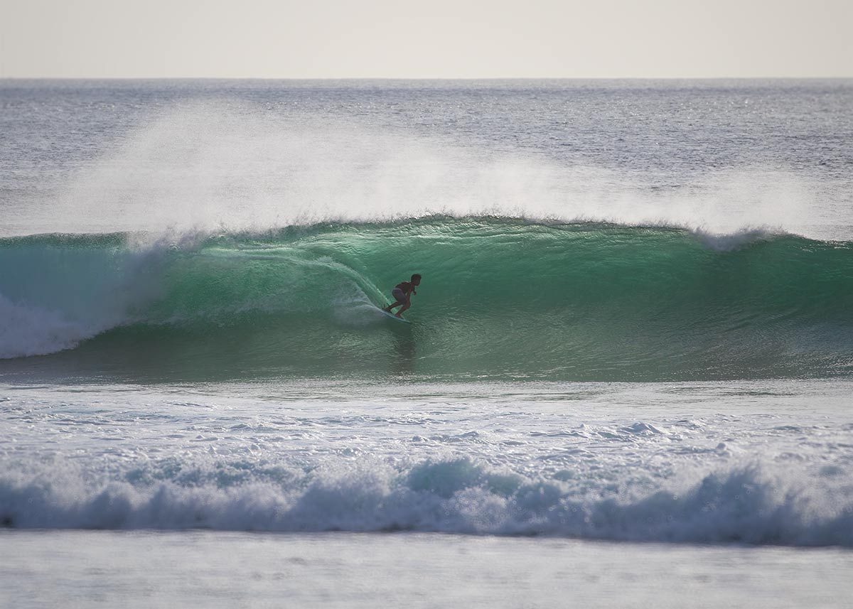 Surfing Balangan